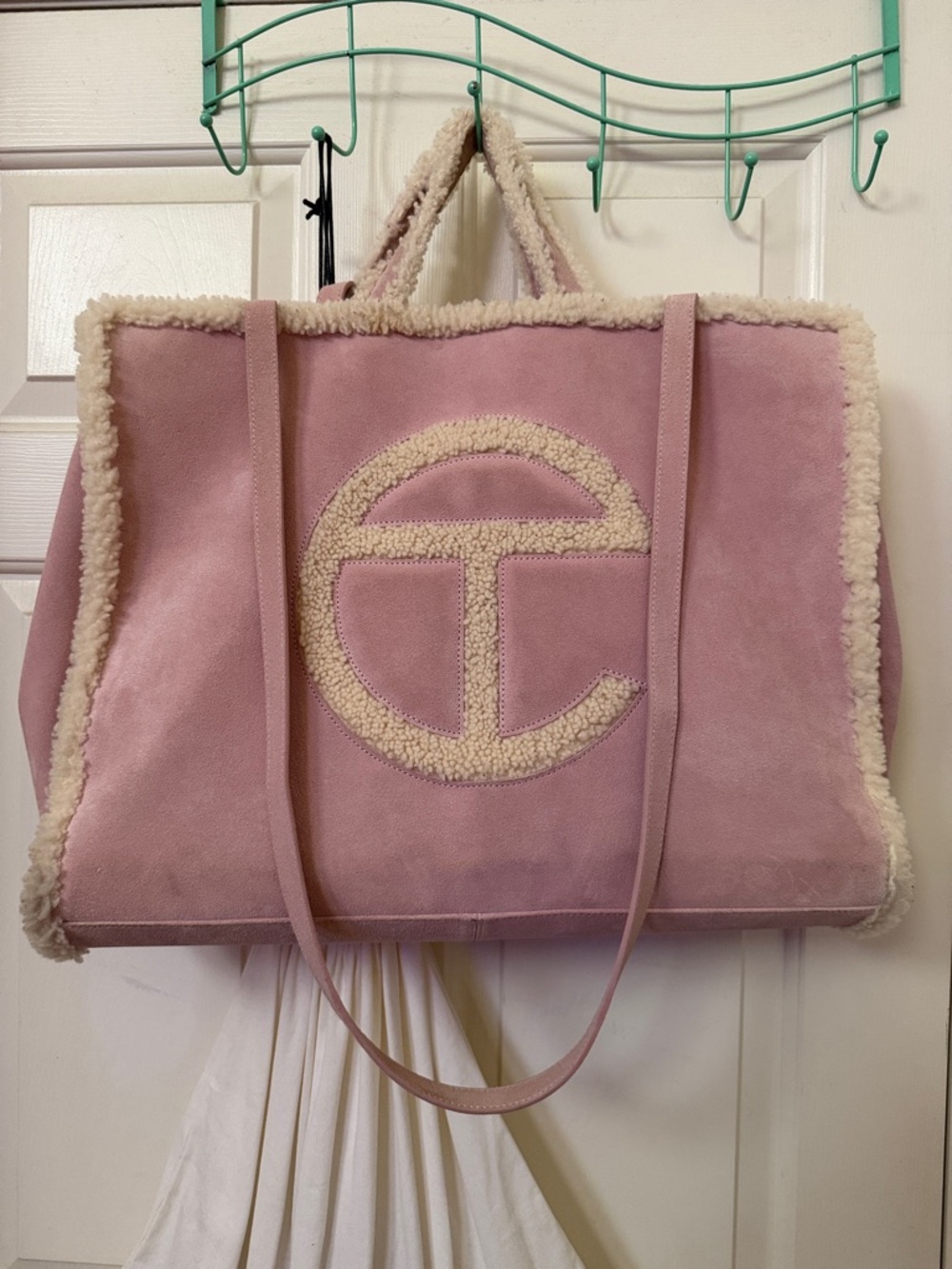 Ugg/telfar Tote Bag - Pink Shearling Trim